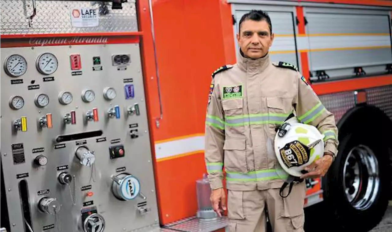 “Los bomberos son tan importantes como los policías”