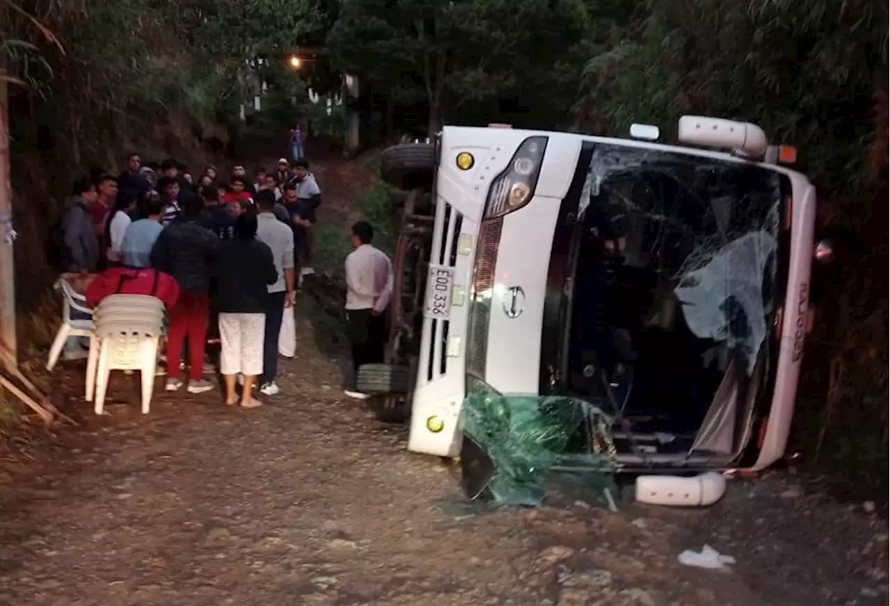 Nueve heridos dejó accidente de un bus en Marinilla, Antioquia