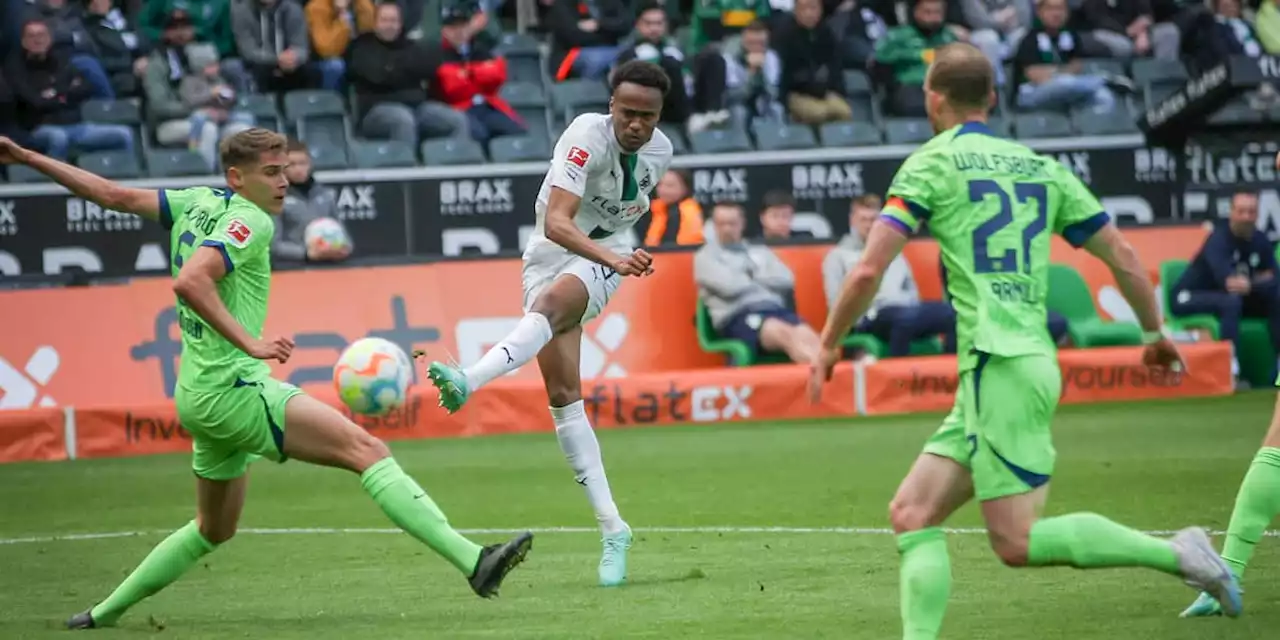 Wolfsburg-Keeper spielt schlimmen Fehlpass, Gladbach geht in Führung