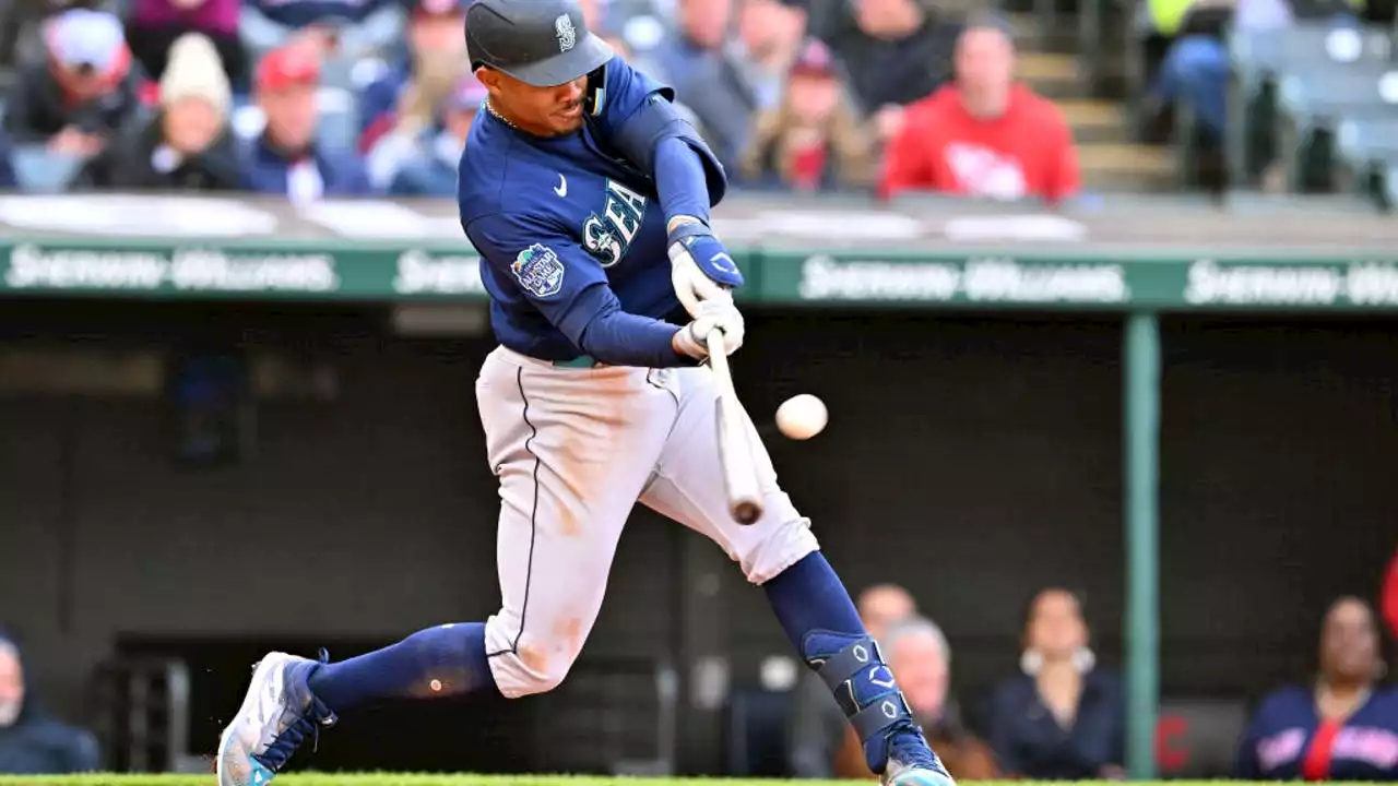 Julio Rodríguez homers as Mariners wreck Guardians' home opener