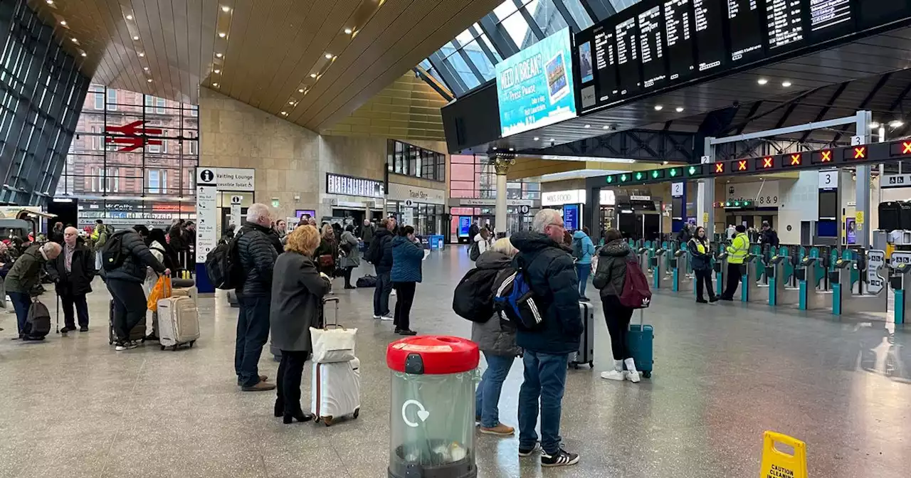 Major disruption at Glasgow Queen street station with multiple trains affected