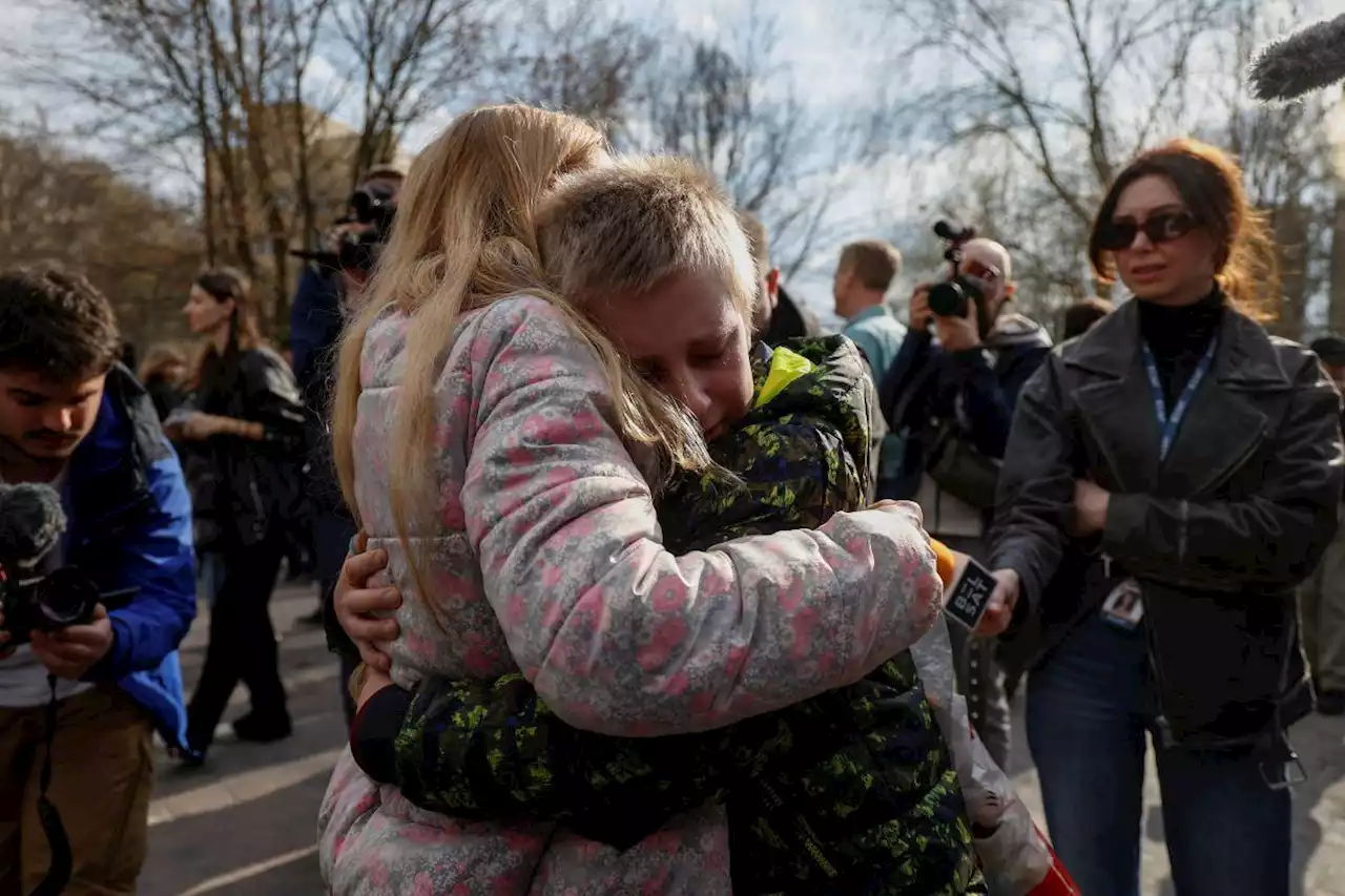 Ukraine children back home after alleged deportation