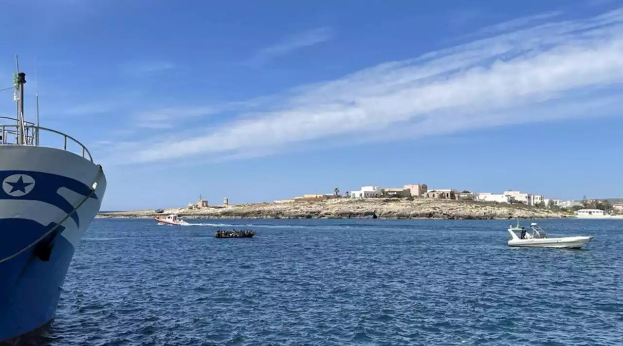 Migranti, hotspot di Lampedusa al collasso: sono 1.614 gli ospiti