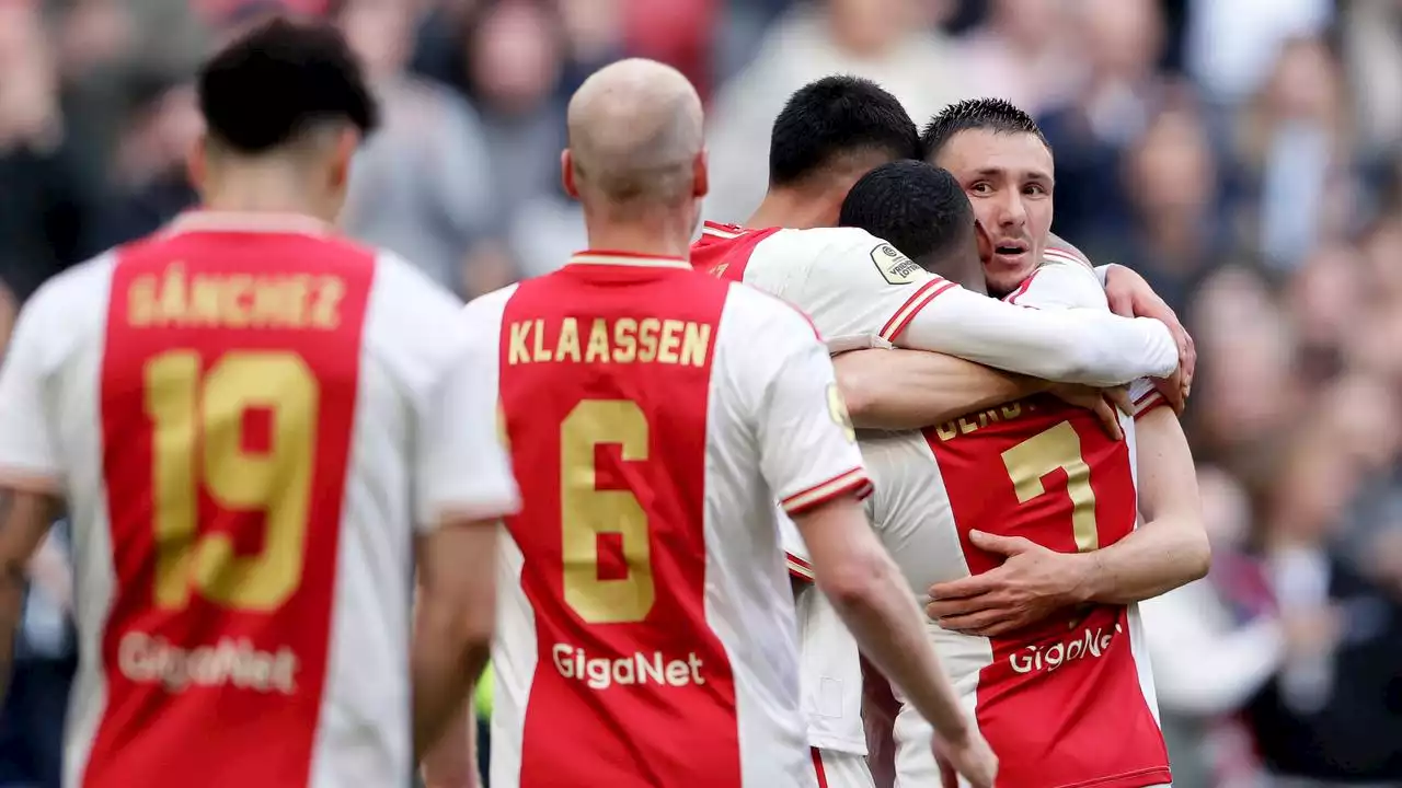 Twee mooie goals Berghuis leiden royale thuiszege Ajax op Fortuna Sittard in