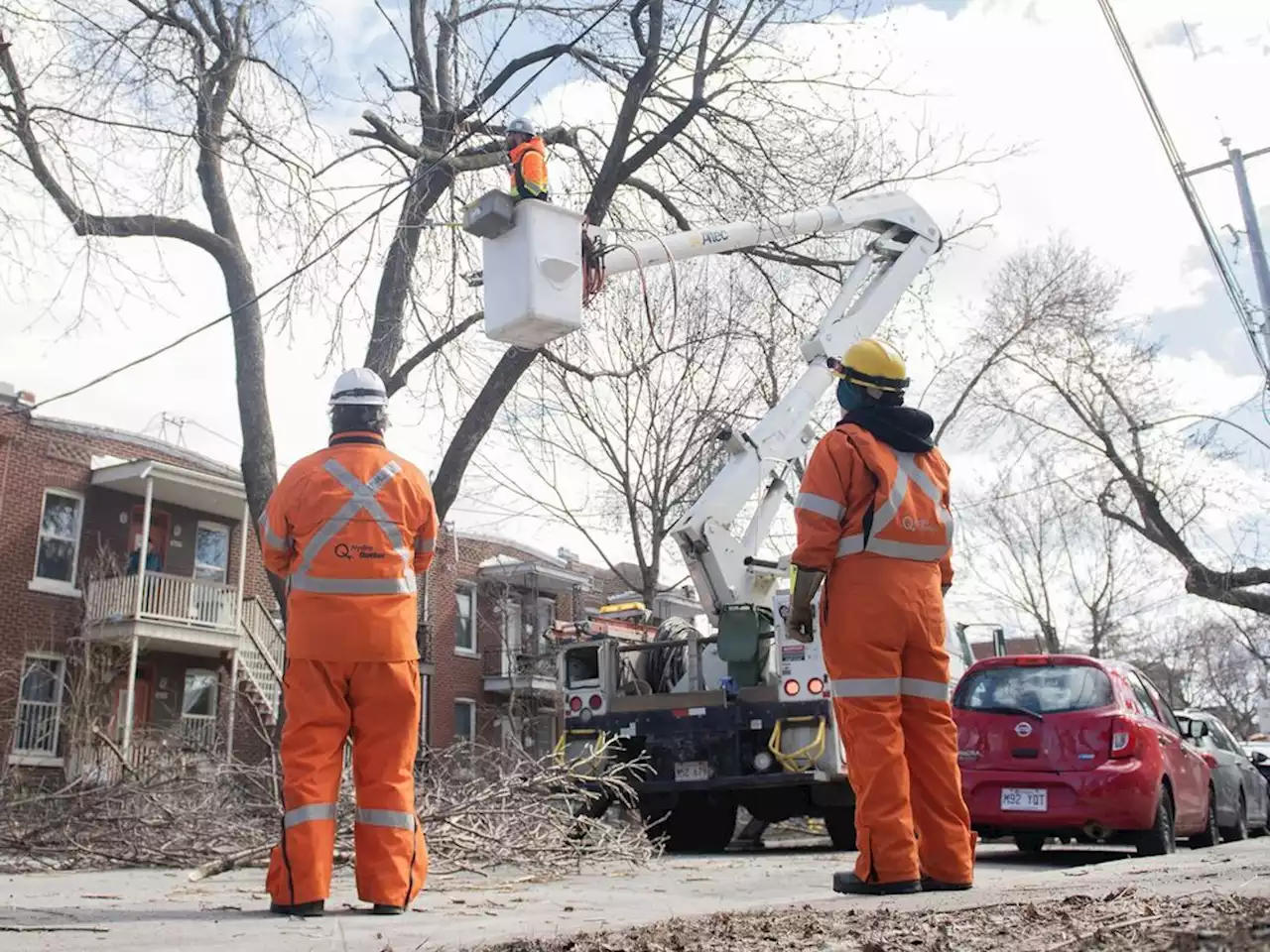 Hydro-Quebec says some ice storm power outages will not be fixed before Tuesday