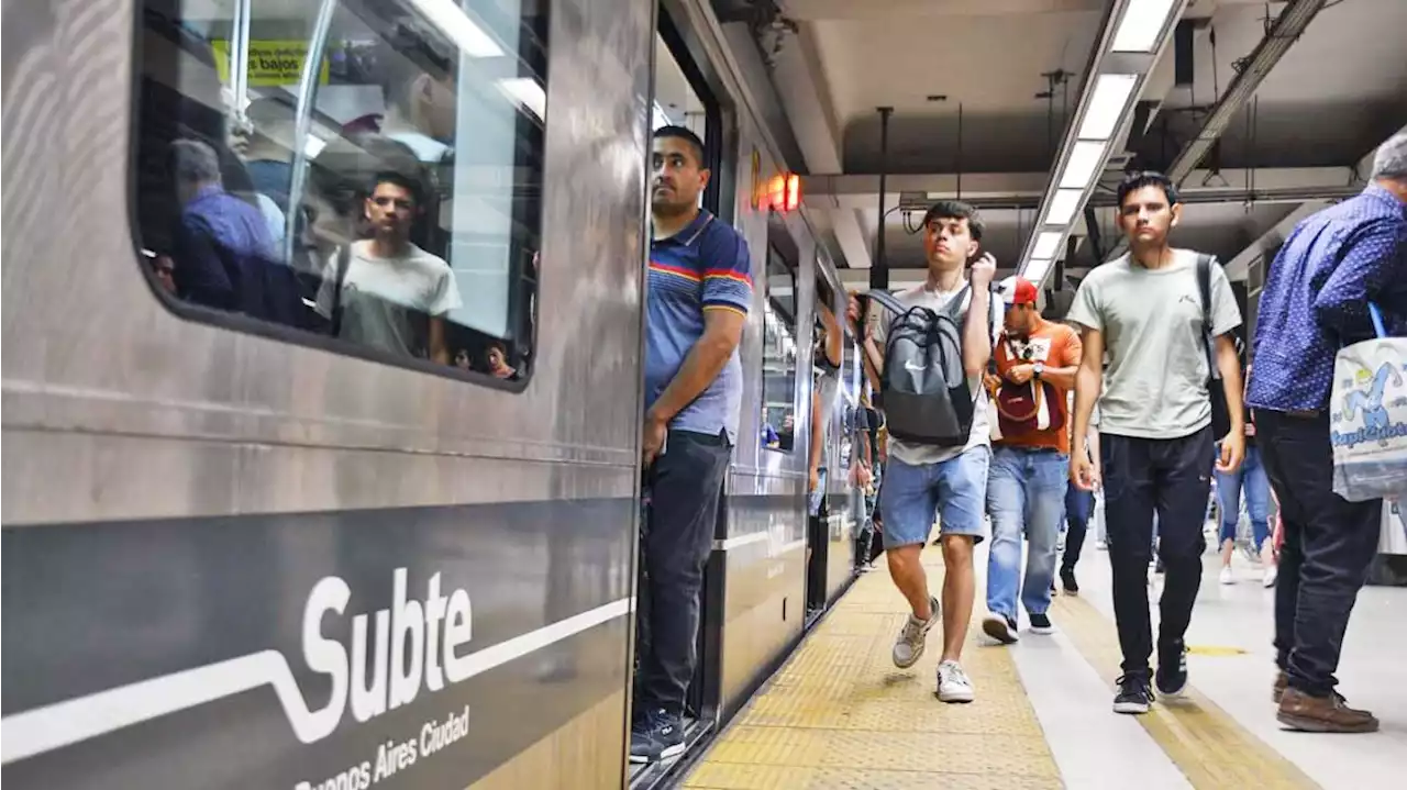 Sigue el conflicto con los subtes: anuncian un paro del servicio