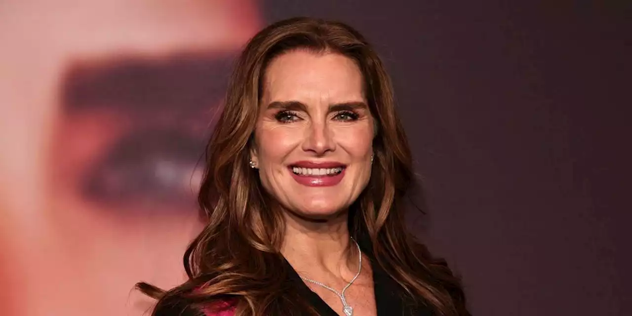 At 57, Brooke Shields Loves These Stylish Reading Glasses—and Reviewers Do, Too