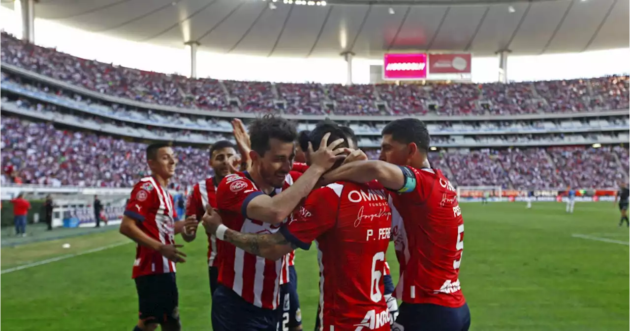 Chivas retoma el camino al ganar 1-0 a Necaxa en Liga Mx; pelea por liguilla directa