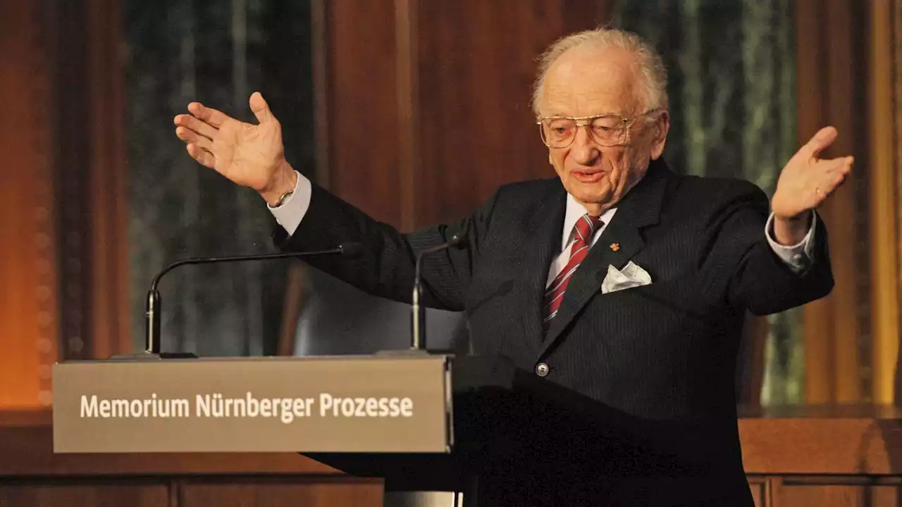 Ben Ferencz: Last surviving Nuremberg trials prosecutor dies aged 103