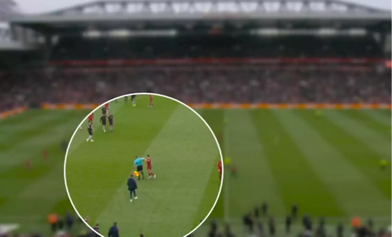 Assistant referee appears to elbow Liverpool star Robertson in Arsenal clash