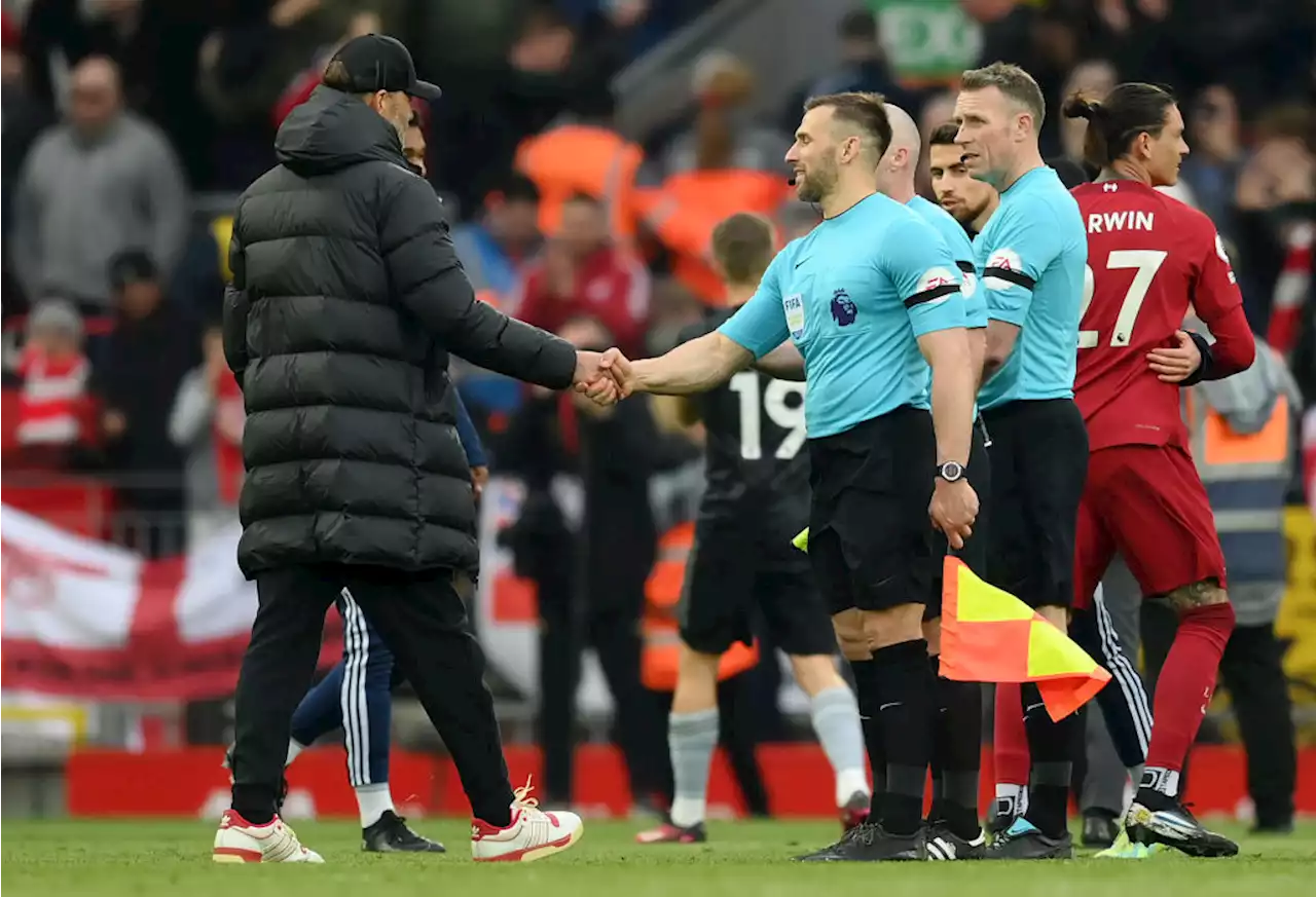 Klopp breaks silence after assistant referee appears to elbow Liverpool star Robertson