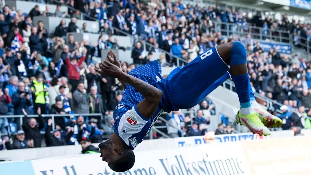 HSV-Abschießer Moritz Kwarteng dankt Legende Horst Hrubesch