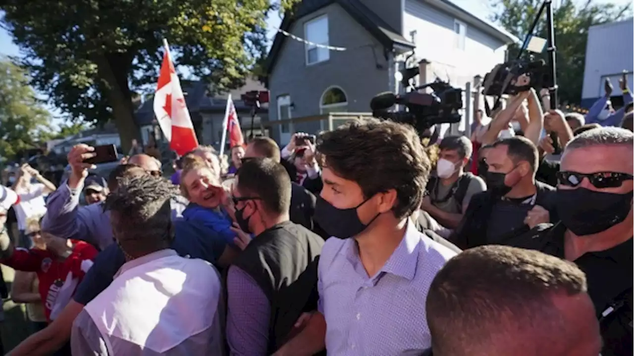 Sentencing hearing today for man who threw gravel at Trudeau at 2021 campaign stop