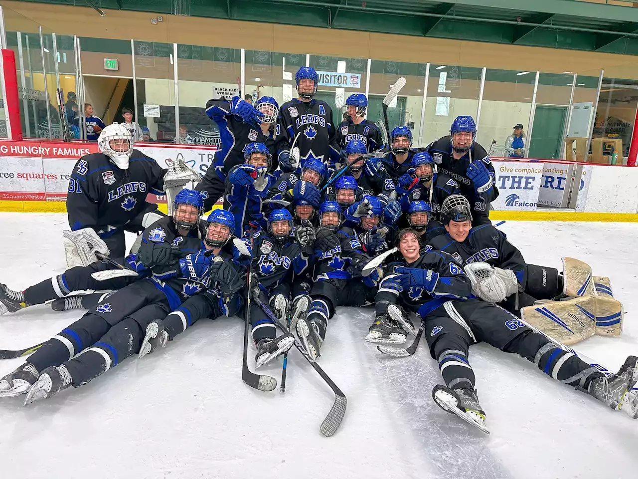 West Dundee Leafs overcome rough start, finish second at youth hockey championship