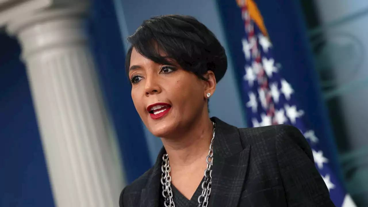 Keisha Lance Bottoms says stray bullet nearly hit nephew who was lying in bed: 'Inches away'