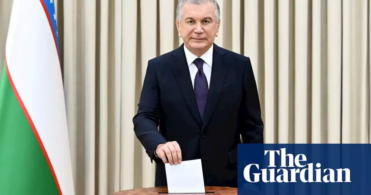 Uzbekistan president wins referendum on extending powers