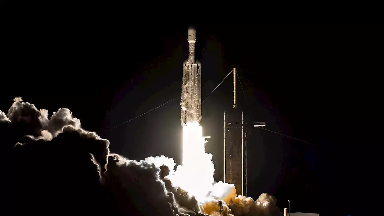 SpaceX's massive Falcon Heavy lifts three satellites to geostationary orbit