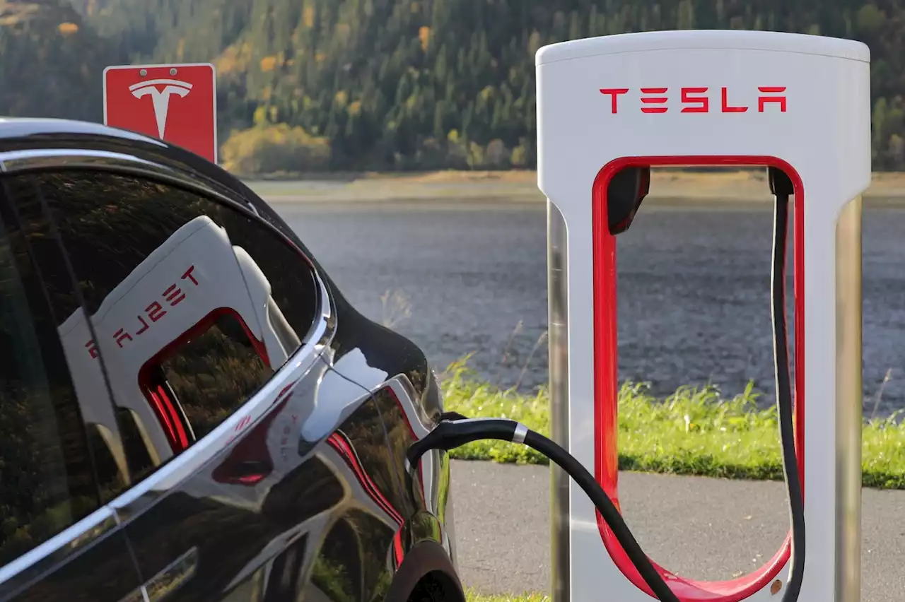 L'astuce de Tesla pour pousser les bénéficiaires de la recharge gratuite à vie à renoncer à ce privilège