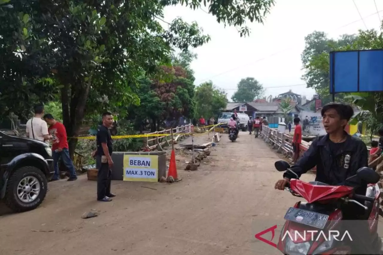 Banjir Bandang di Cianjur, 2 Jembatan Terputus