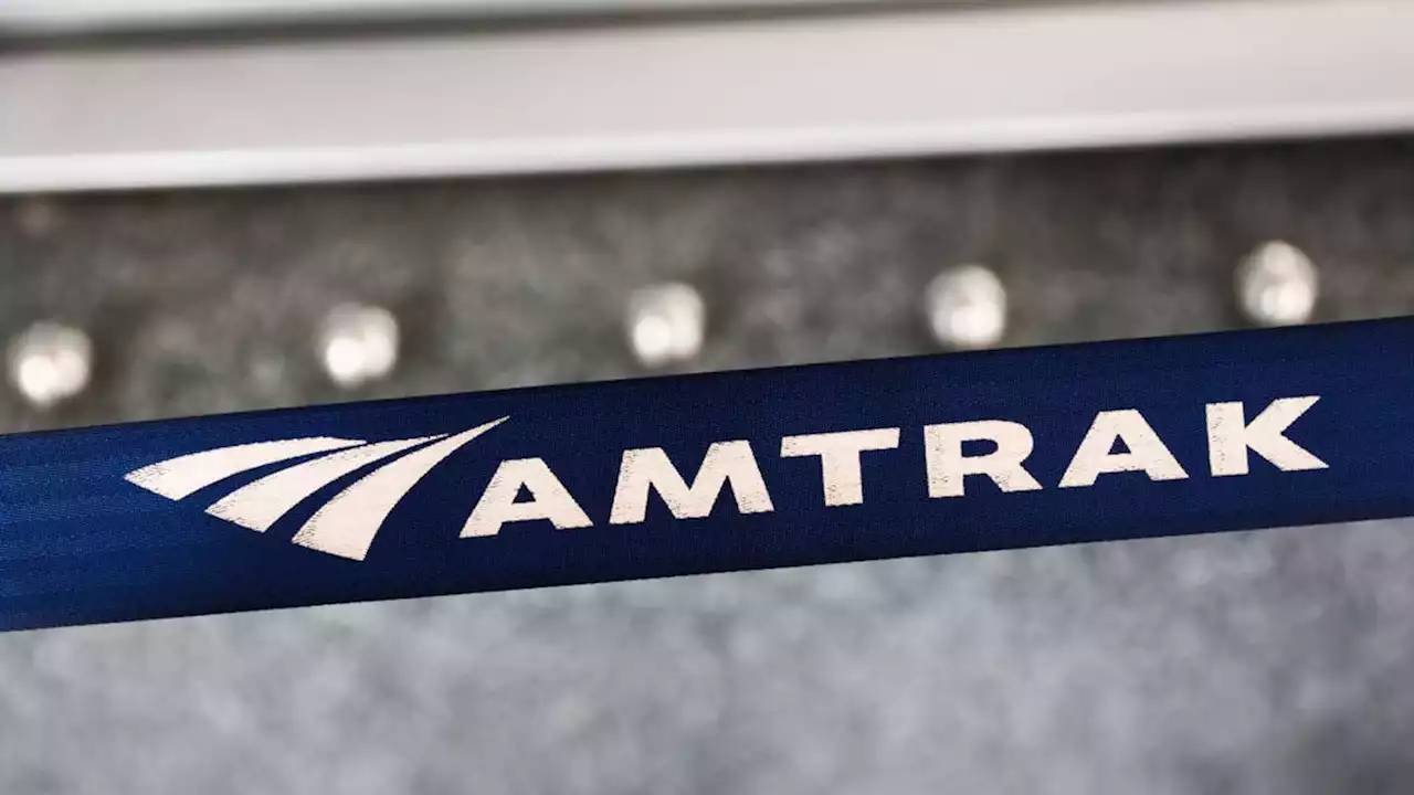 Amtrak train fatally strikes 2 juveniles on tracks in Pennsylvania