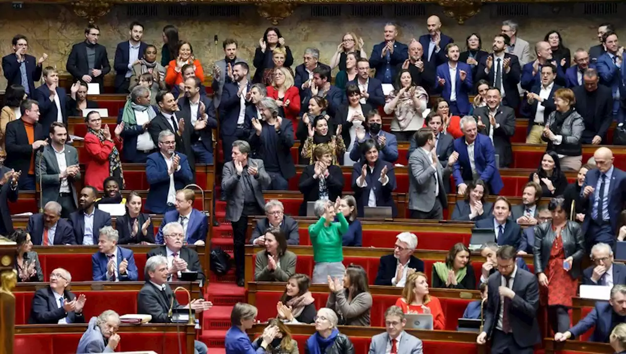 Salaires : les députés comptent parmi les 3% de Français les mieux payés, selon une étude