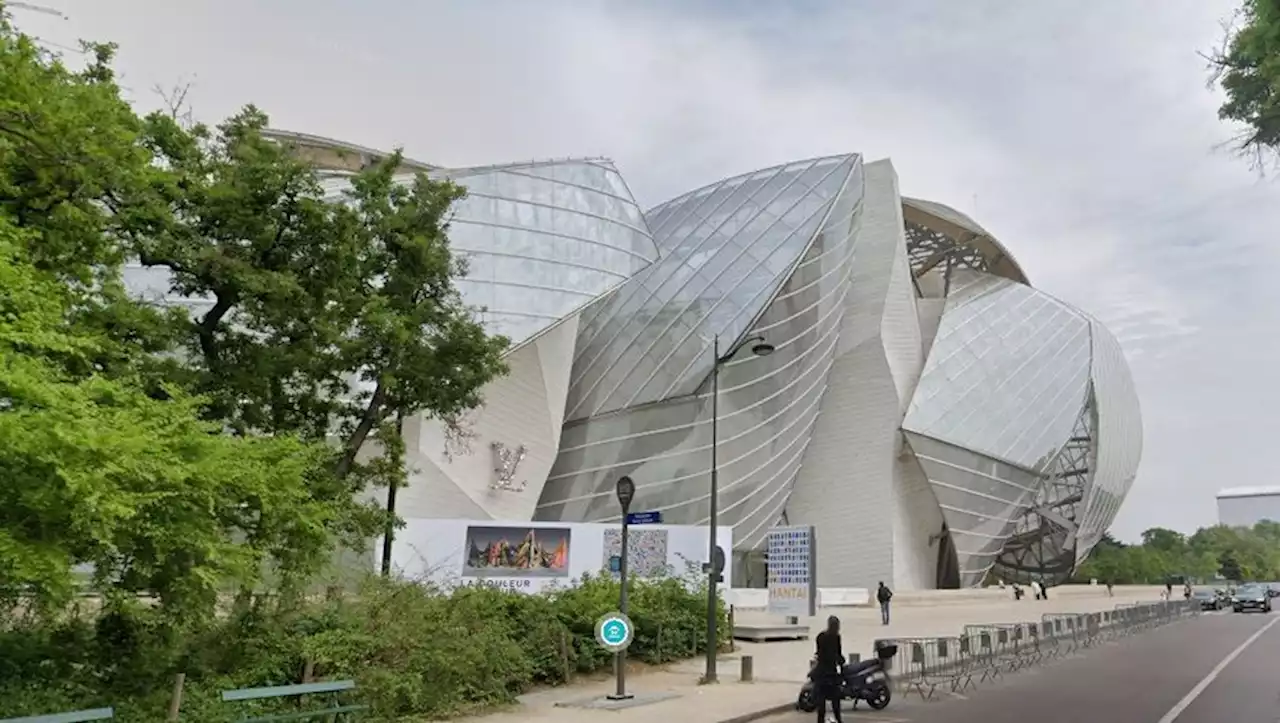 VIDEO. Manifestations du 1er-Mai : la Fondation Louis-Vuitton recouverte de peinture par des militants écologistes