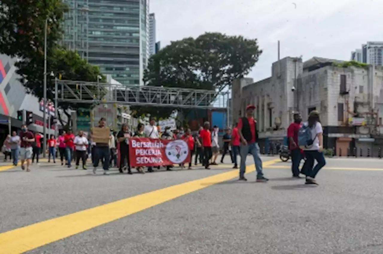 At May Day rally, workers demand dignified wages and strengthening of country's food security