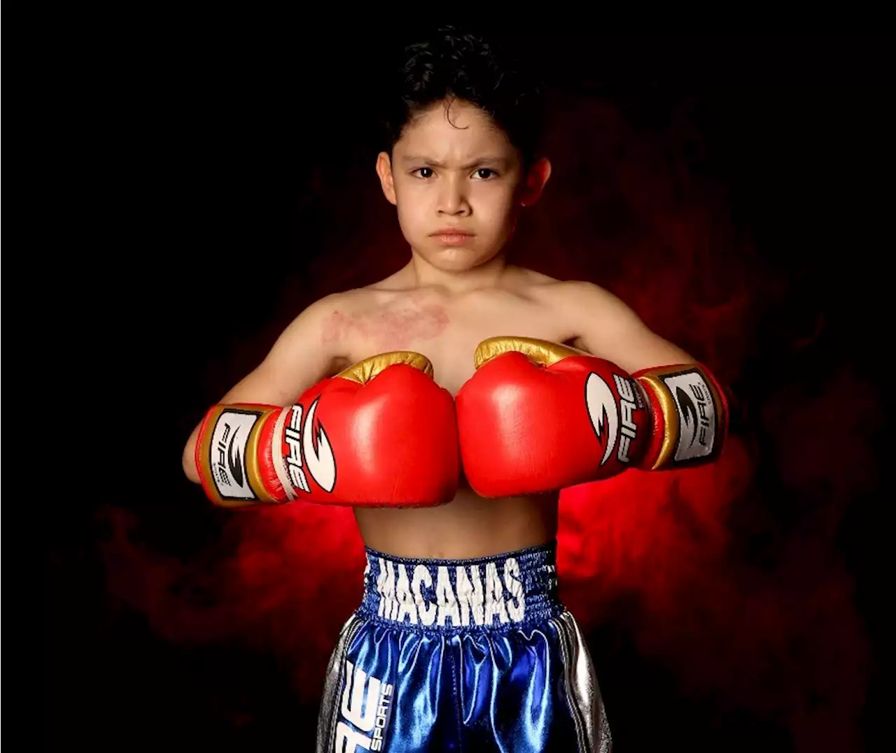 Macanas Cuéllar, el niño que quiere ser como el Canelo Álvarez