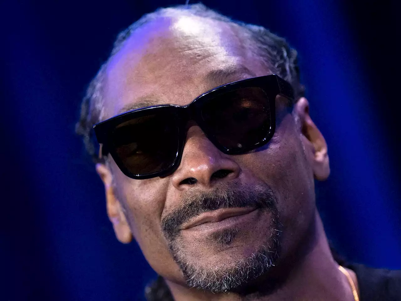 Snoop Dogg throws his hat into Senators ownership bid