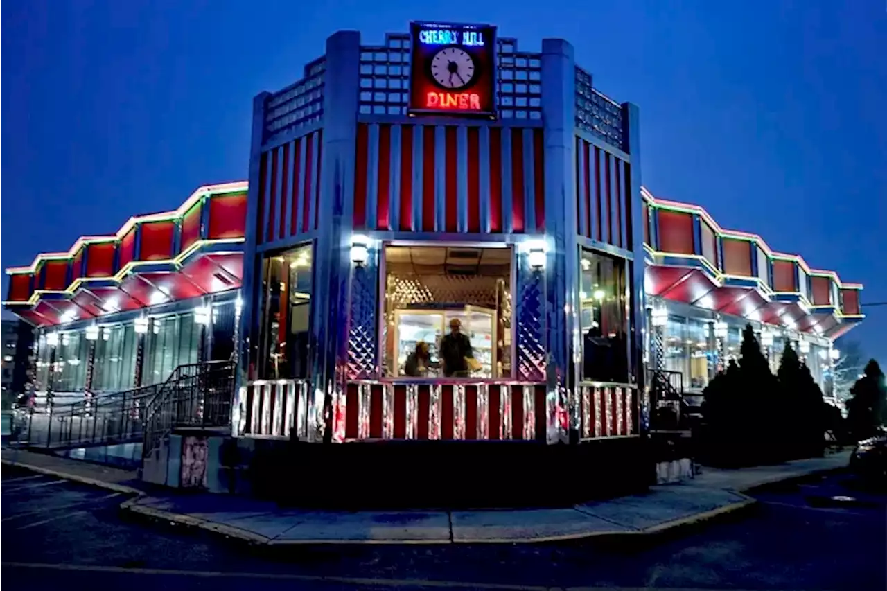 An iconic South Jersey diner serves its last meal