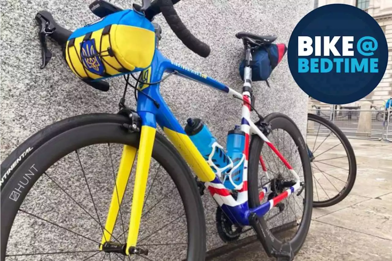 Check out this restored Giant Defy with Ukraine & Union Jack custom paint that's on a 2,000km journey to Lviv