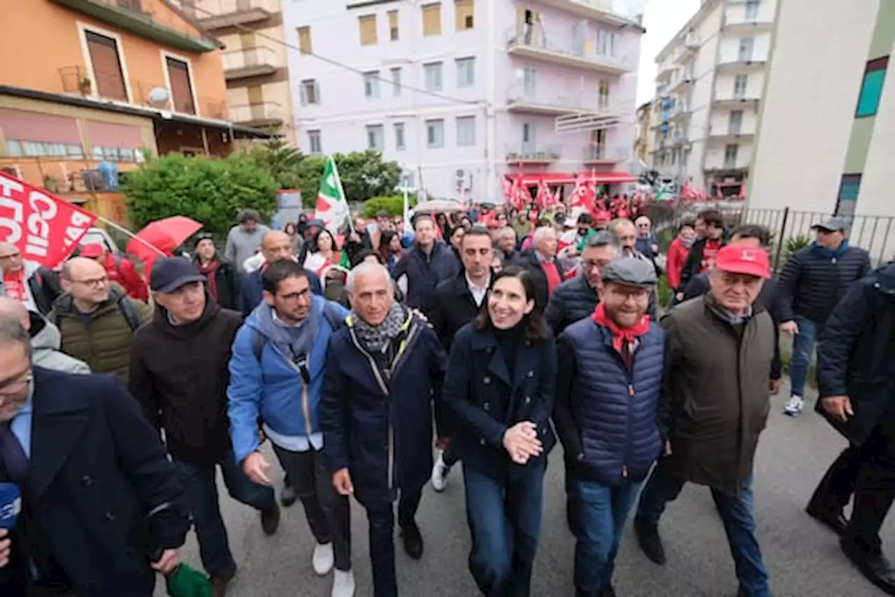 Elly Schlein al corteo del primo maggio a Portella della Ginestra