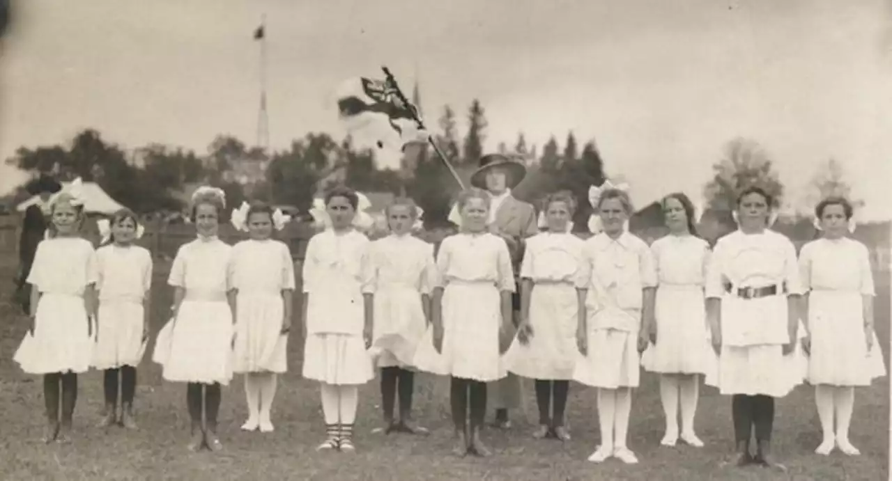 CANADA: 1953 Coronation was major topic at Canadian schools