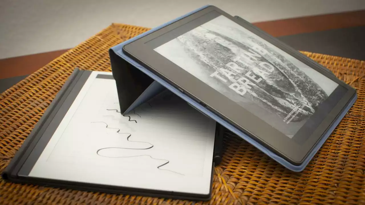 Amazon needs to release a small Kindle with note-taking abilities