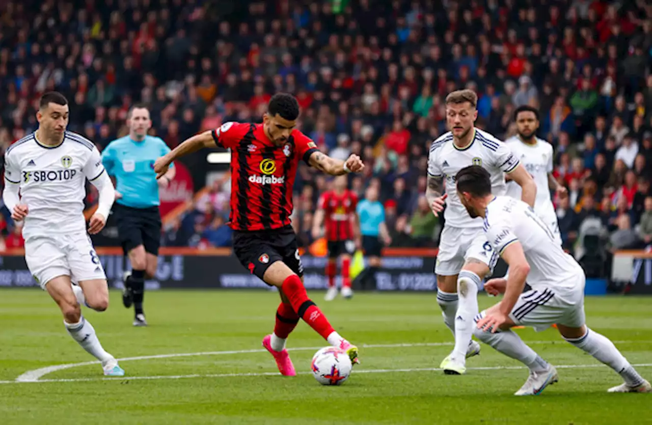 Leeds players apologise over Bournemouth loss and for ignoring fans at hotel