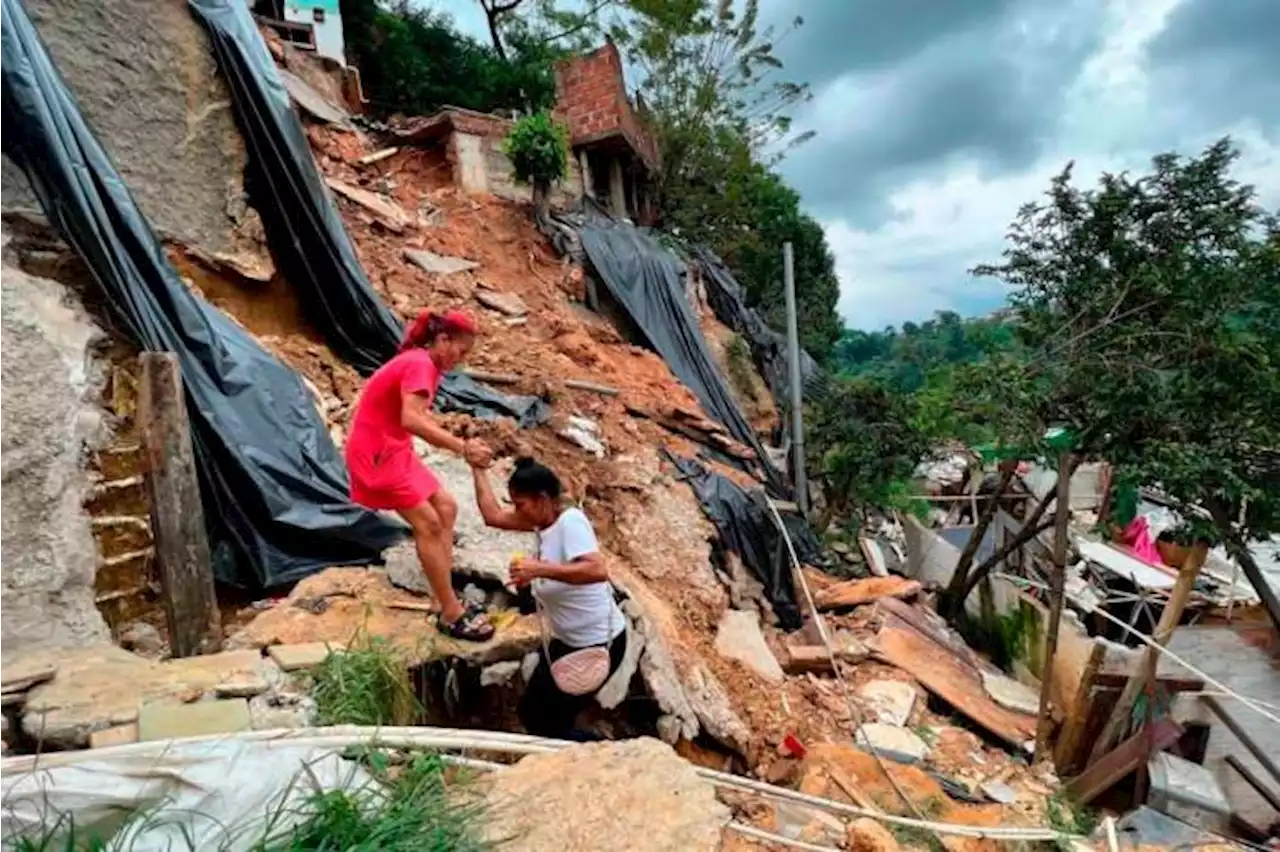 Aumenta el número de familias damnificadas en el barrio La Feria, en Bucaramanga