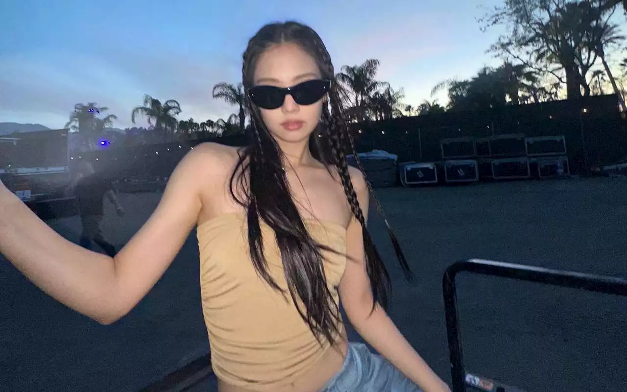 Dibuatkan Lini Pakaian Sendiri, Perlakuan Spesial Calvin Klein ke Jennie Jadi Perbincangan Hangat