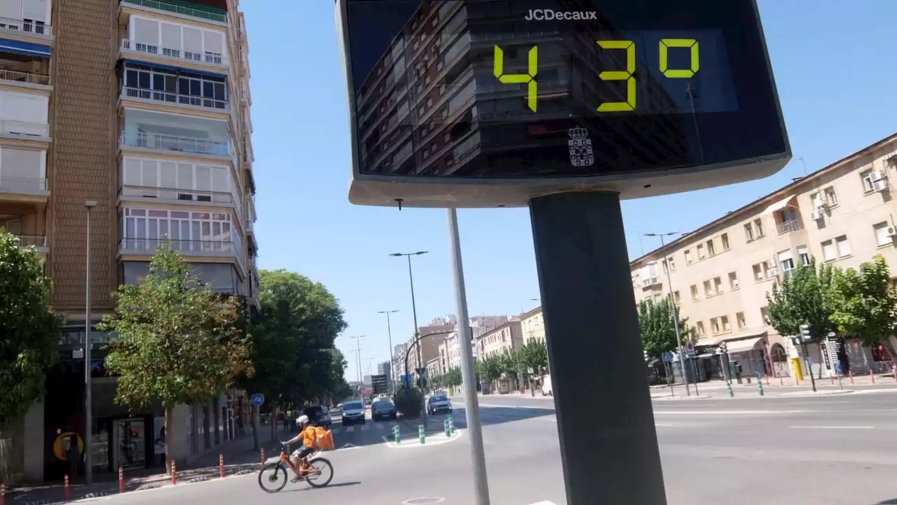 El Gobierno prohibirá los trabajos al aire libre cuando haya alerta roja o naranja por calor