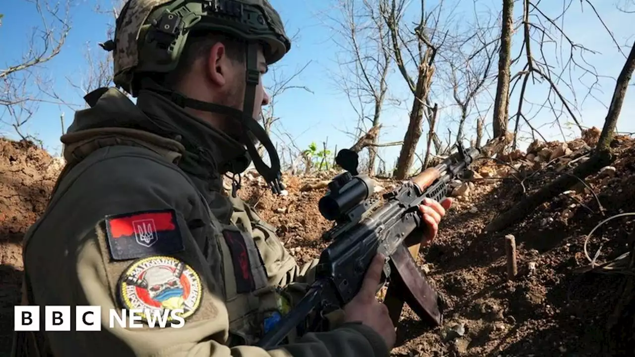 Ukraine war: Inside the fight for the last streets of Bakhmut