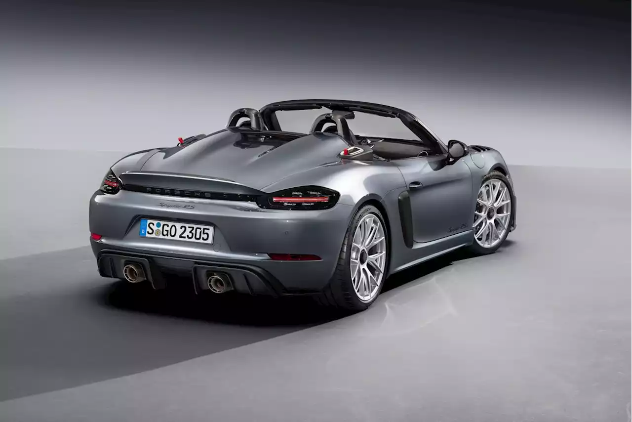 Porsche 718 Spyder RS unveiled: it's peak Boxster