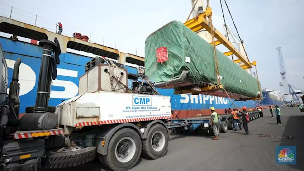 Penampakan Gerbong Kereta Cepat Baru Turun di Tanjung Priok - Foto 1