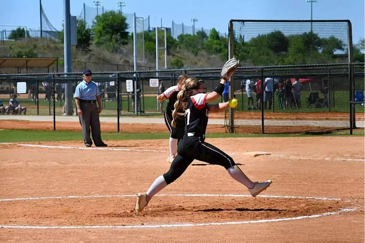 Garden pitches Lewis University to GLVC tournament title