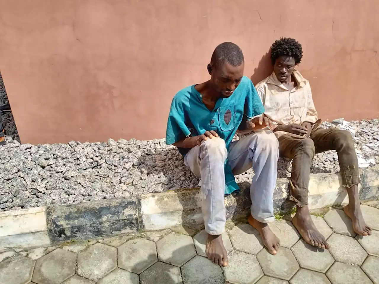 Ondo Amotekun arrests two suspected criminals disguised as lunatics