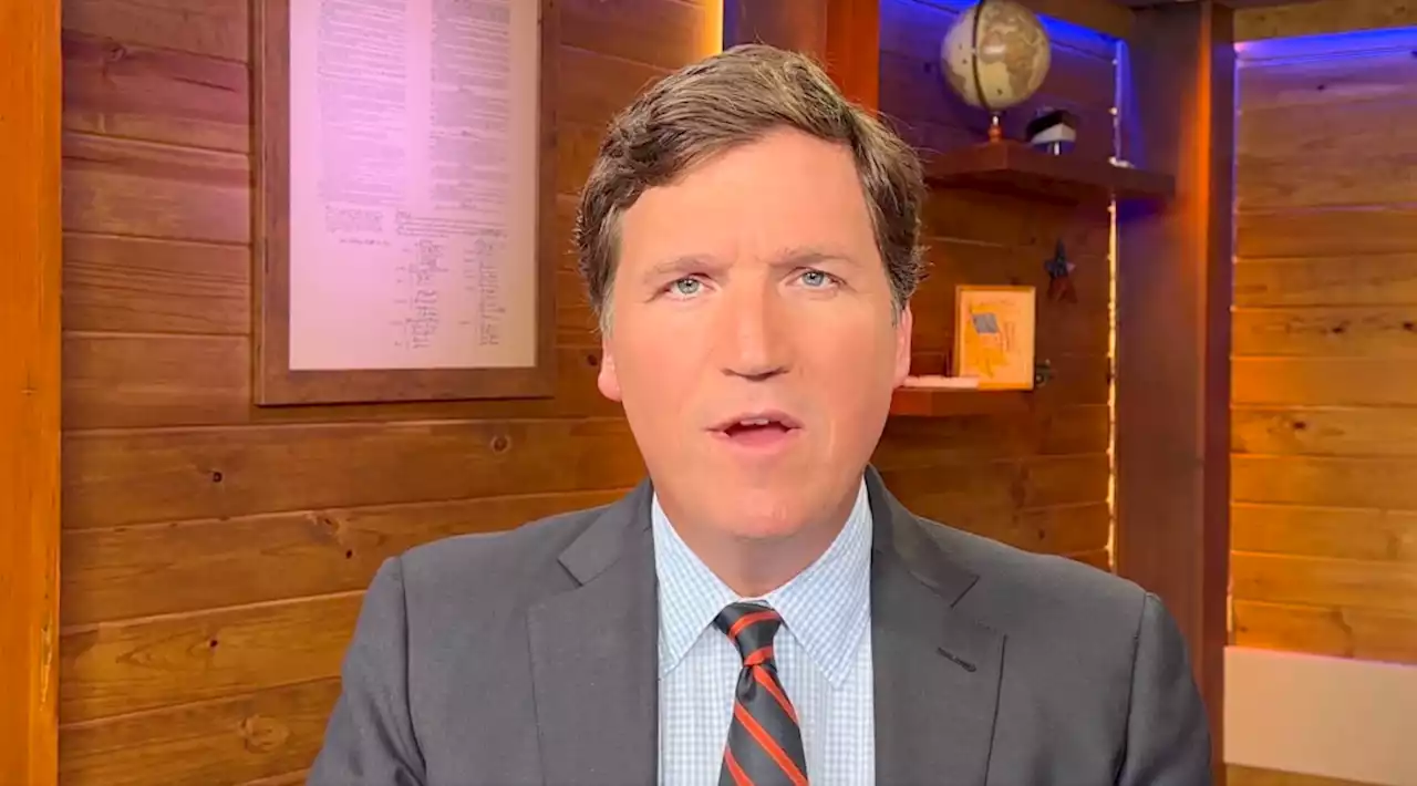 Tucker Carlson Says He’s Bringing His Show To Twitter