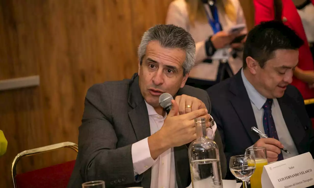 Velasco aclaró que serán los fiscales los que negocien con narcos, no el Gobierno