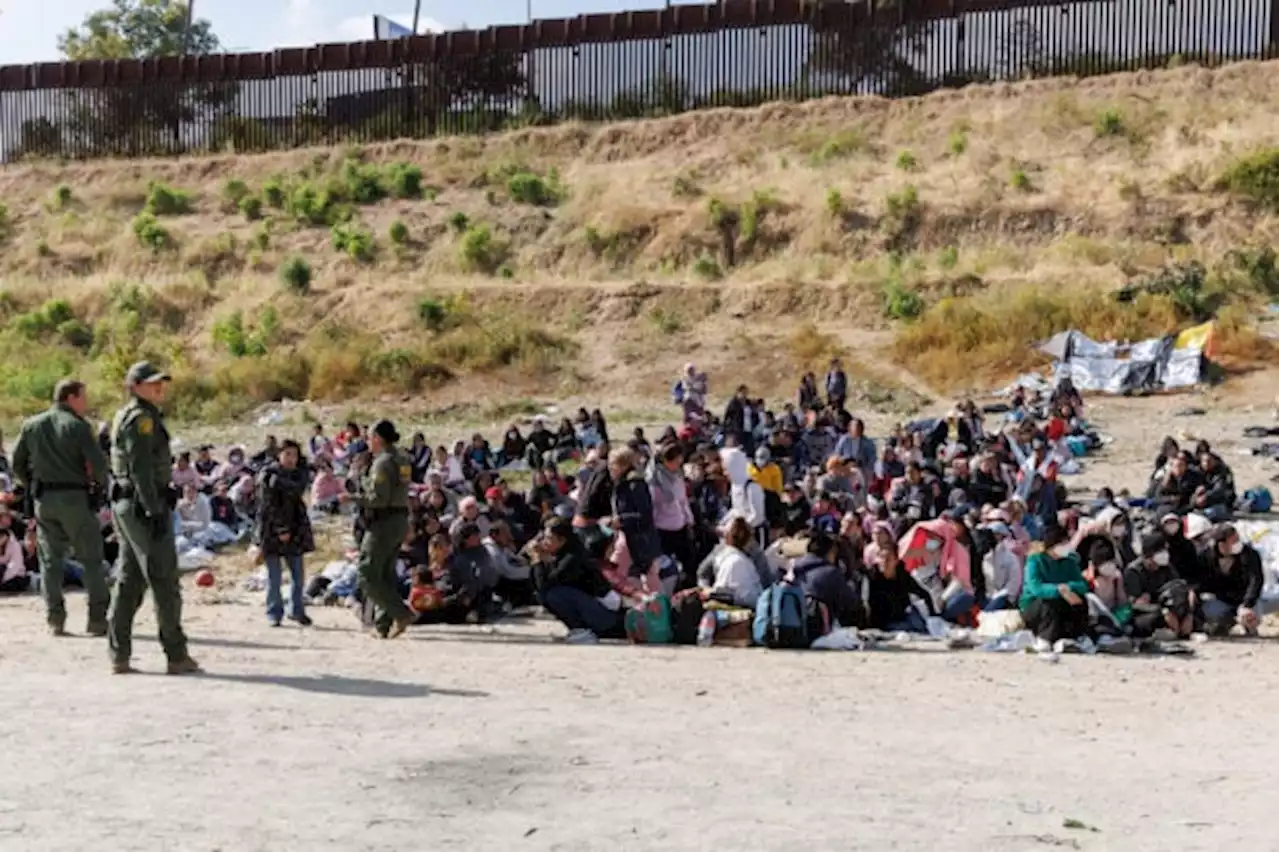 Migrants amass along US-Mexico border as COVID-era restrictions near end