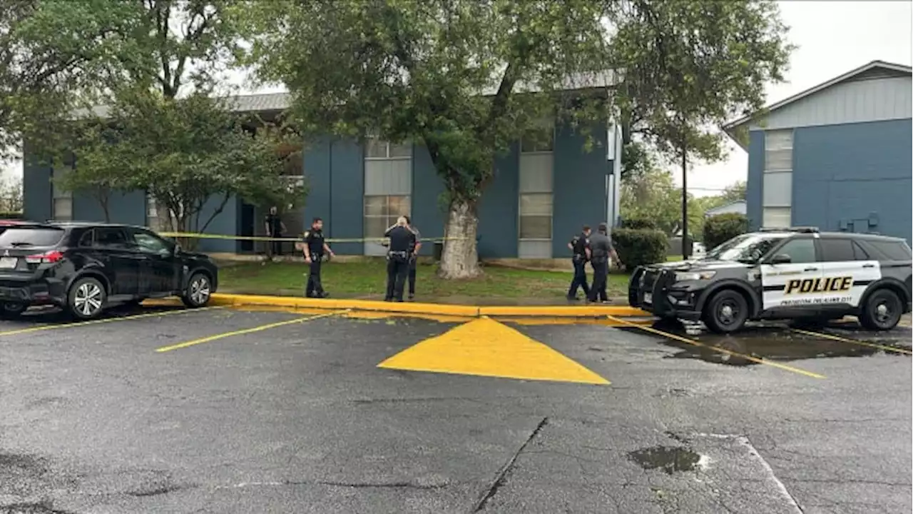 Man in critical condition after being shot by teenage son, SAPD says