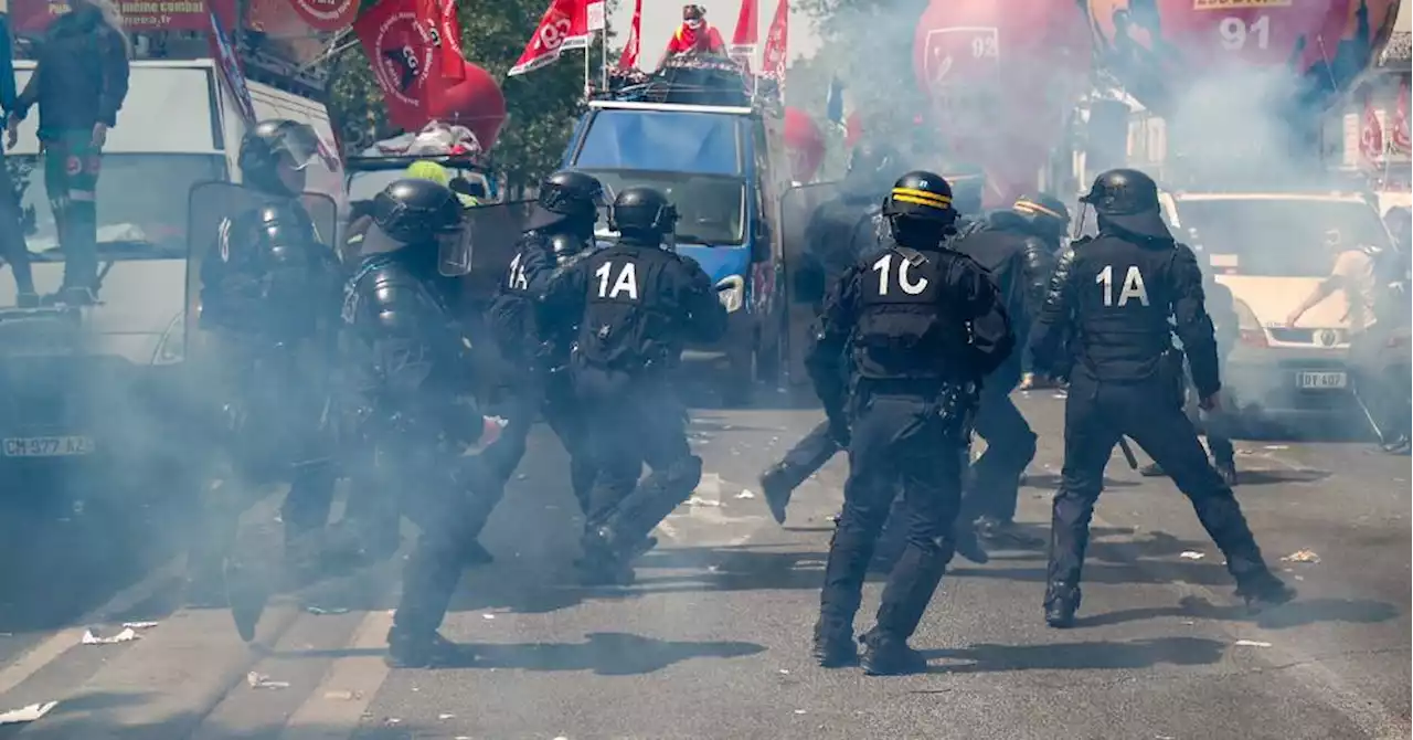 1er-Mai : plainte d'un photojournaliste contre deux policiers pour violences