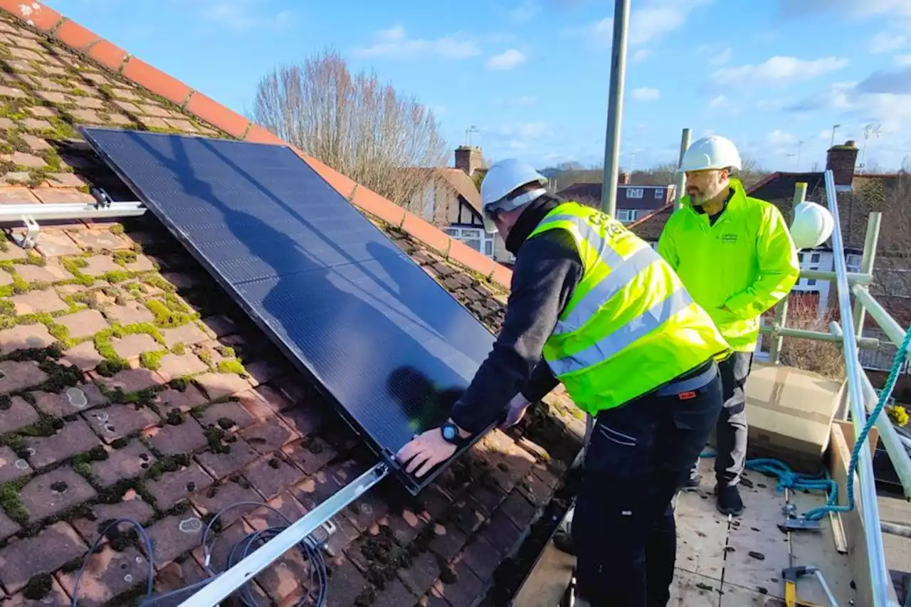 Community solar panels scheme hailed as hundreds installed