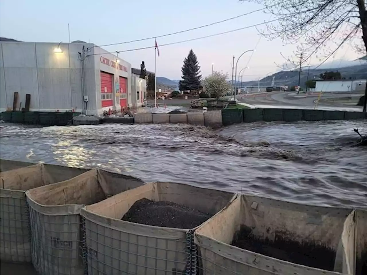 Flooding of Bonaparte River means more evacuation orders for Cache Creek, B.C.